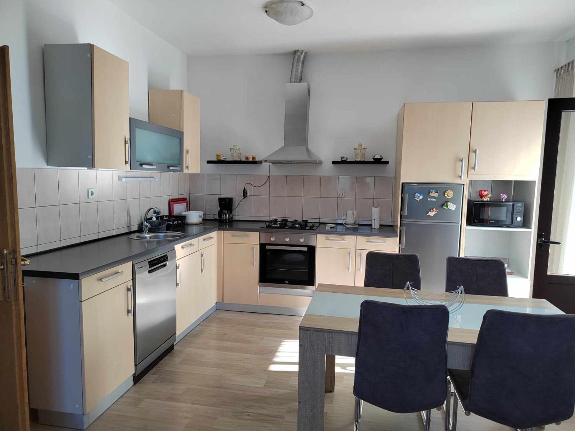 Apartmani Spomenka Seline Exterior photo